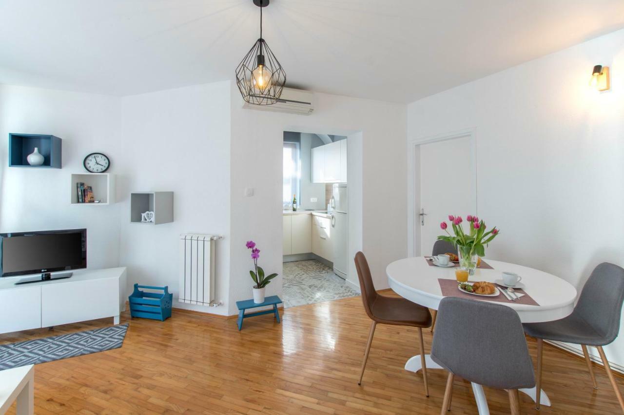 App Lov Apartment Umag Exterior photo